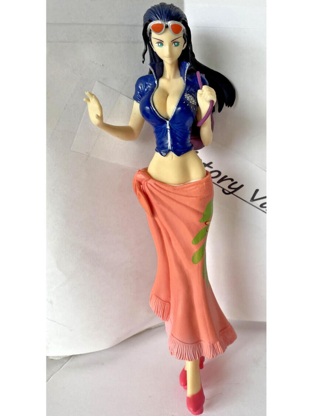 One Piece Niko Robin Figure Sailing Again